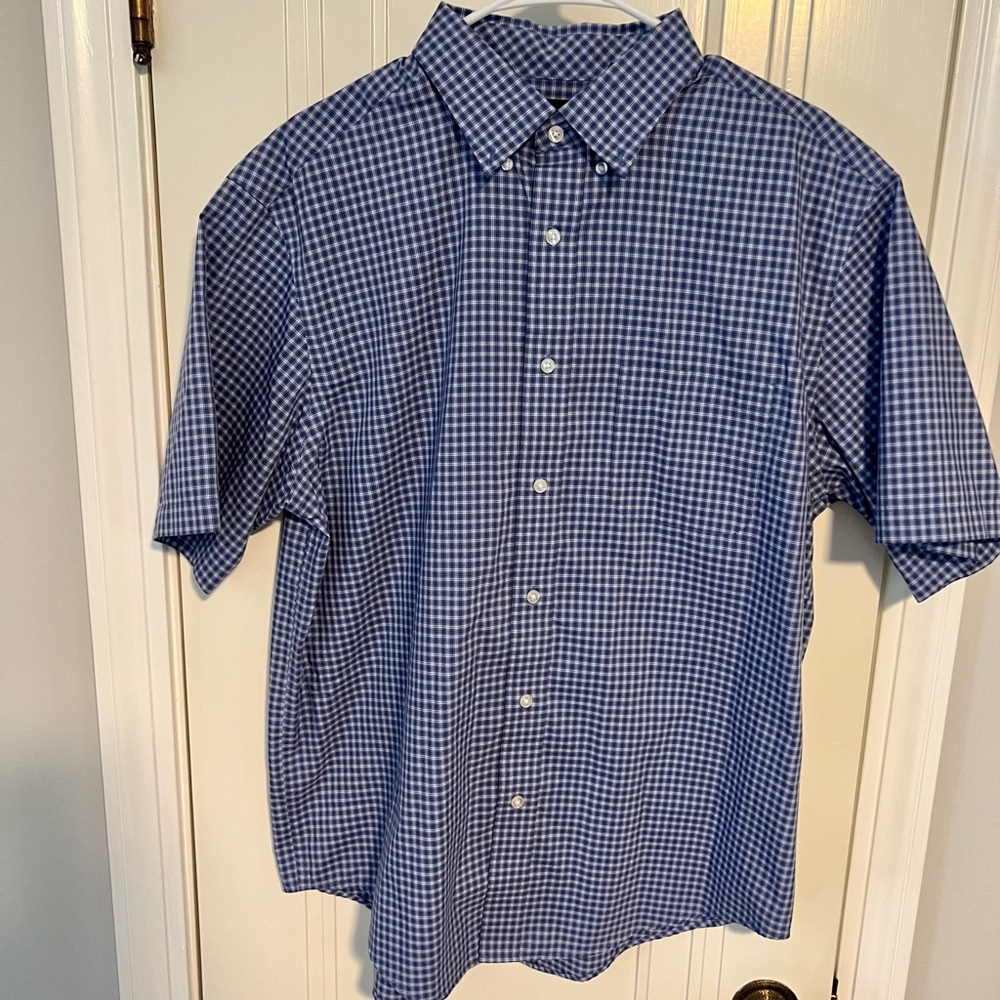 Like new dress shirt